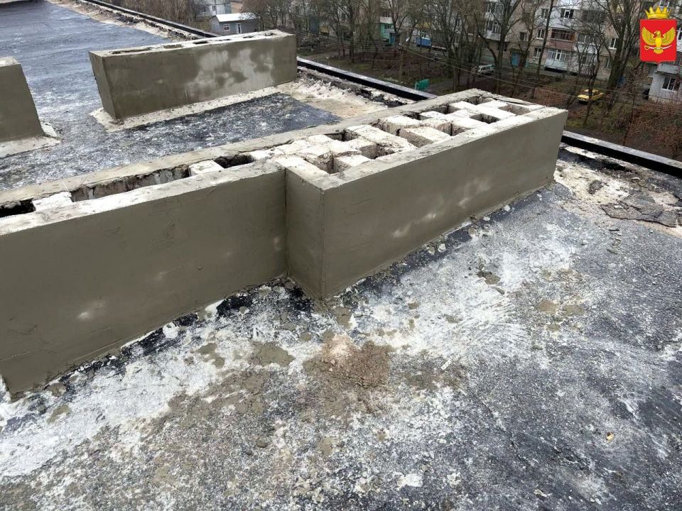 В Приморске продолжаются ремонты кровель многоквартирных домов, которые включены в адресную региональную программу капитального ремонта общего имущества в многоквартирных домах Запорожской области на 2024-2026 годы В Приморске продолжаются ремонты кровель многоквартирных домов, которые включены в адресную региональную программу капитального ремонта общего имущества в многоквартирных домах Запорожской области на 2024-2026 годы