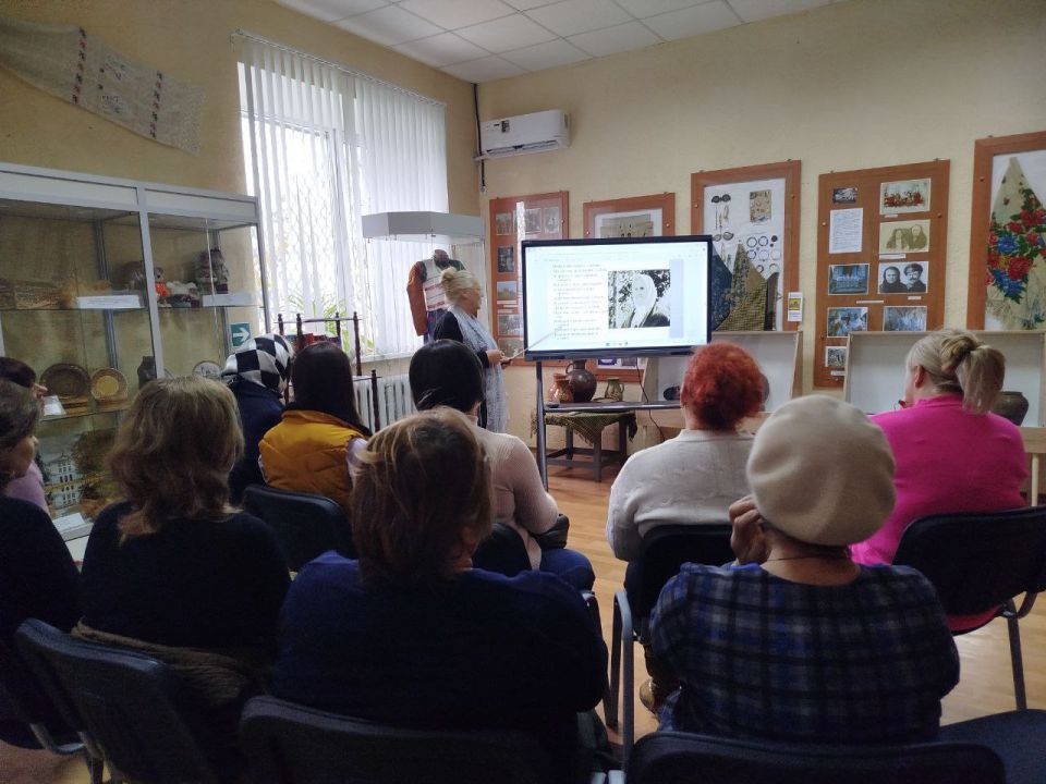 В 1998 году Госдума официально утвердила День матери