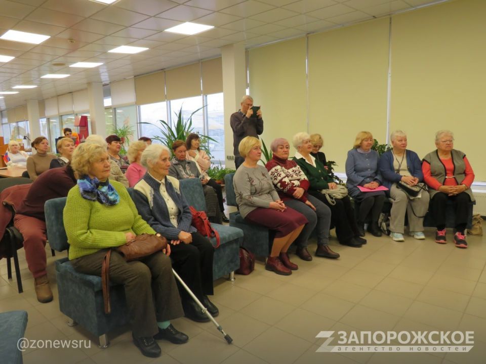 В библиотеке Энергодара отметили День матери В библиотеке Энергодара отметили День матери