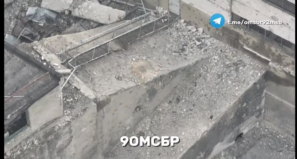 Эффектные кадры работы мотострелков из 9ОМСБР ВС РФ в Родинском