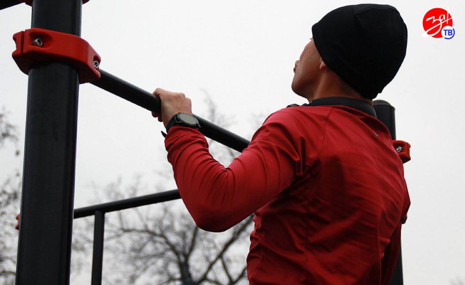 В Запорожской области бойцы спецподразделений Росгвардии прошли очередные испытания, чтобы подтвердить право носить ведомственные знаки отличия полицейского спецназа В Запорожской области бойцы спецподразделений Росгвардии прошли очередные испытания, чтобы подтвердить право носить ведомственные знаки отличия полицейского спецназа