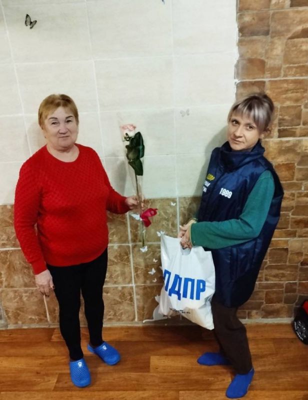 С Днём Матери! Тепло и забота – нашим героиням!