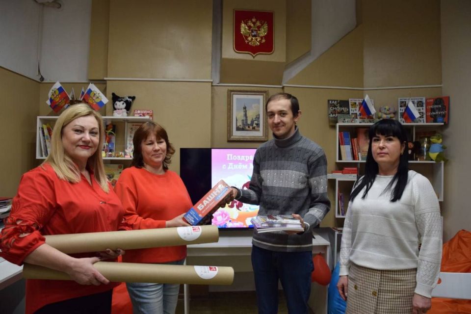 В Токмакском районе прошел праздник для дошкольников и их матерей В Токмакском районе прошел праздник для дошкольников и их матерей