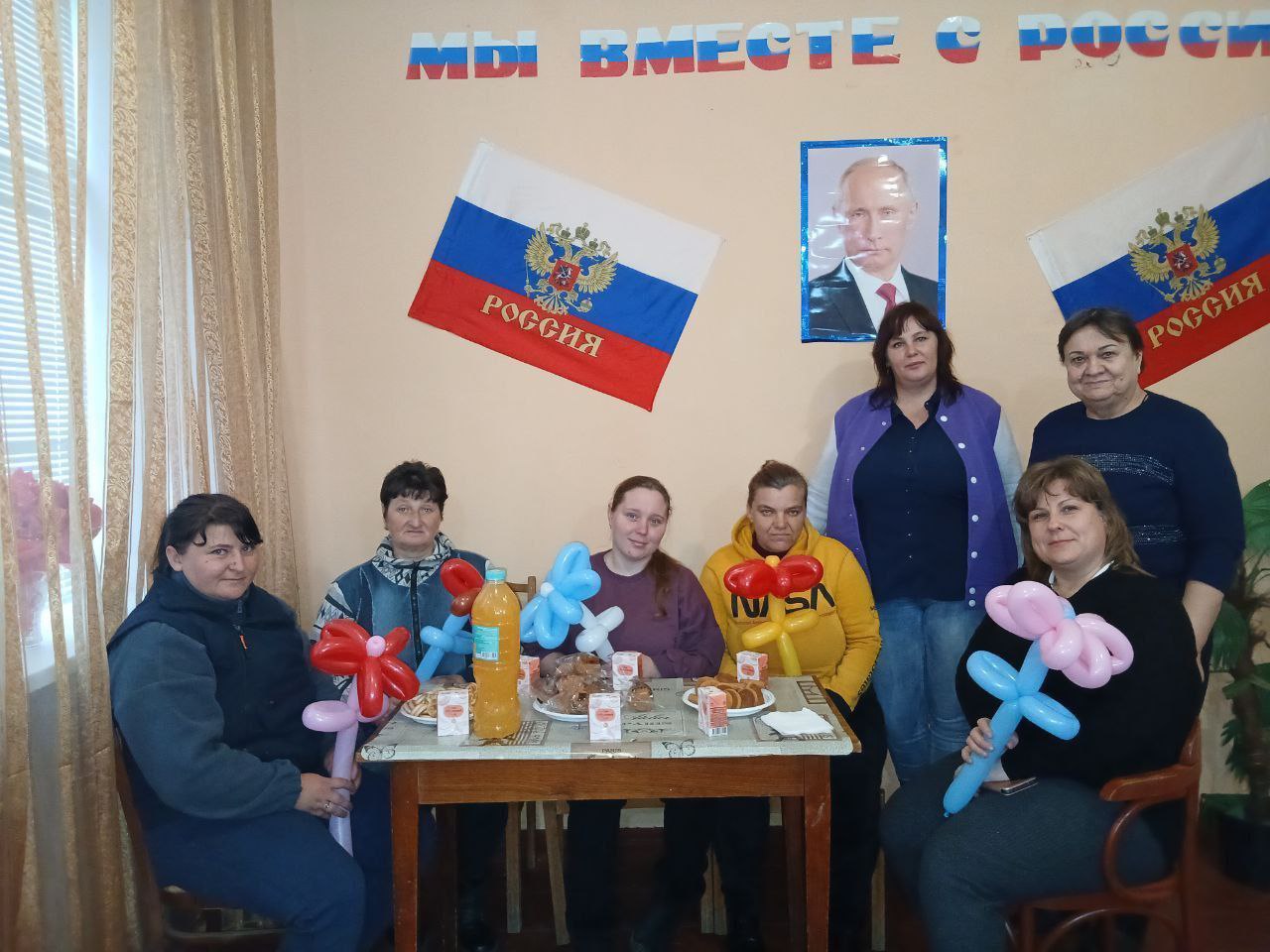 В учреждениях культуры Акимовского муниципального округа округа состоялись мероприятия, посвящённые Дню матери В учреждениях культуры Акимовского муниципального округа округа состоялись мероприятия, посвящённые Дню матери