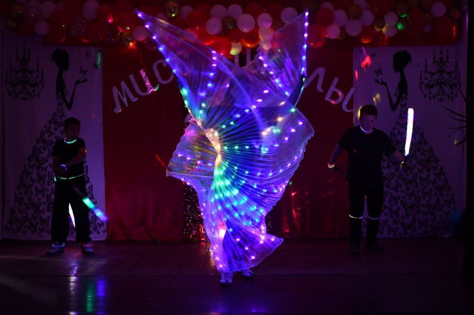 Депутаты «Единой России» в Каменско-Днепровском районе провели школьный конкурс ко Дню матери Депутаты «Единой России» в Каменско-Днепровском районе провели школьный конкурс ко Дню матери