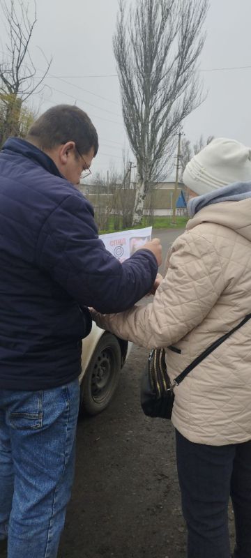 1 декабря обозначен как Всемирный день борьбы со СПИДом и был учреждён с целью повышения осведомленности об эпидемии СПИДа, вызванной распространением ВИЧ-инфекции 1 декабря обозначен как Всемирный день борьбы со СПИДом и был учреждён с целью повышения осведомленности об эпидемии СПИДа, вызванной распространением ВИЧ-инфекции