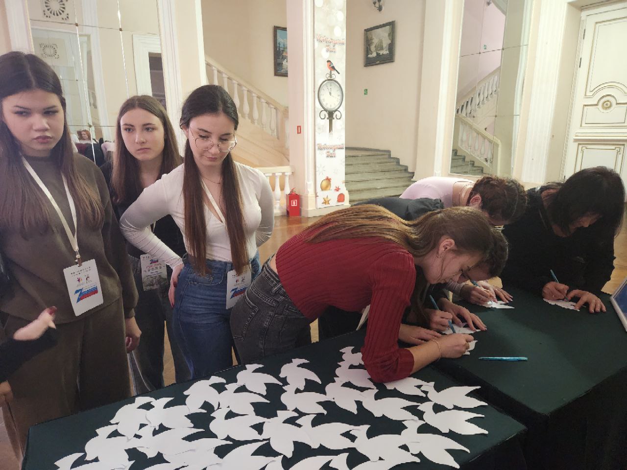 Концерт стал не просто развлекательной программой, а символическим актом памяти и преемственности Концерт стал не просто развлекательной программой, а символическим актом памяти и преемственности