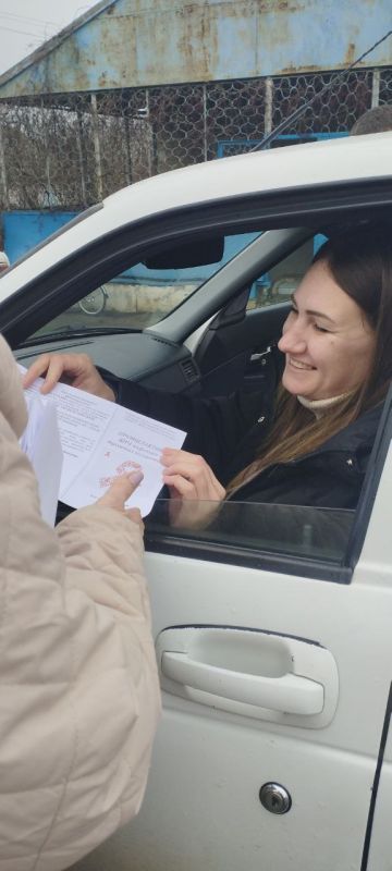 1 декабря обозначен как Всемирный день борьбы со СПИДом и был учреждён с целью повышения осведомленности об эпидемии СПИДа, вызванной распространением ВИЧ-инфекции 1 декабря обозначен как Всемирный день борьбы со СПИДом и был учреждён с целью повышения осведомленности об эпидемии СПИДа, вызванной распространением ВИЧ-инфекции