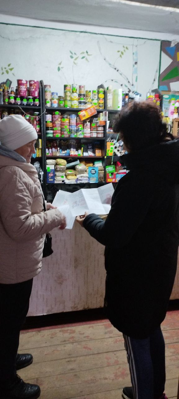 1 декабря обозначен как Всемирный день борьбы со СПИДом и был учреждён с целью повышения осведомленности об эпидемии СПИДа, вызванной распространением ВИЧ-инфекции 1 декабря обозначен как Всемирный день борьбы со СПИДом и был учреждён с целью повышения осведомленности об эпидемии СПИДа, вызванной распространением ВИЧ-инфекции