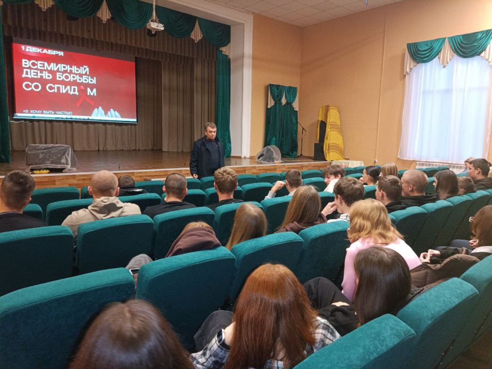 Лекцию для «Марш», «Юг молодой» провел Толмачев С.А. Врач-дерматолог ГБУЗ «Акимовская центральная районная больница» Лекцию для «Марш», «Юг молодой» провел Толмачев С.А. Врач-дерматолог ГБУЗ «Акимовская центральная районная больница»