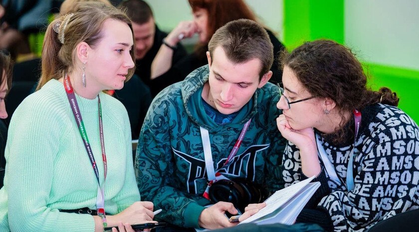 В Мелитополе стартовала школа «Лидеров общественного мнения»