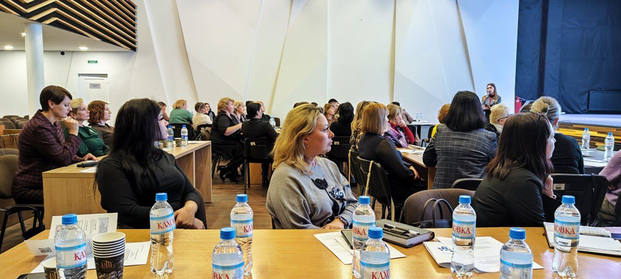 Руководители клубных учреждений культуры Акимовского муниципального округа приняли участие в Первом методическом совещании "Актуальные аспекты деятельности культурно-досуговых учреждений в Запорожской области" Руководители клубных учреждений культуры Акимовского муниципального округа приняли участие в Первом методическом совещании "Актуальные аспекты деятельности культурно-досуговых учреждений в Запорожской области"