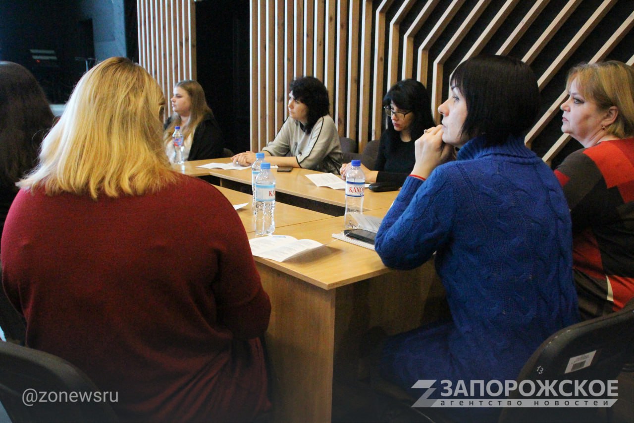 Методическое совещание, призванное оказать практическую и методическую помощь библиотекарям Запорожской области состоялось на базе Министерства культуры в Мелитополе Методическое совещание, призванное оказать практическую и методическую помощь библиотекарям Запорожской области состоялось на базе Министерства культуры в Мелитополе