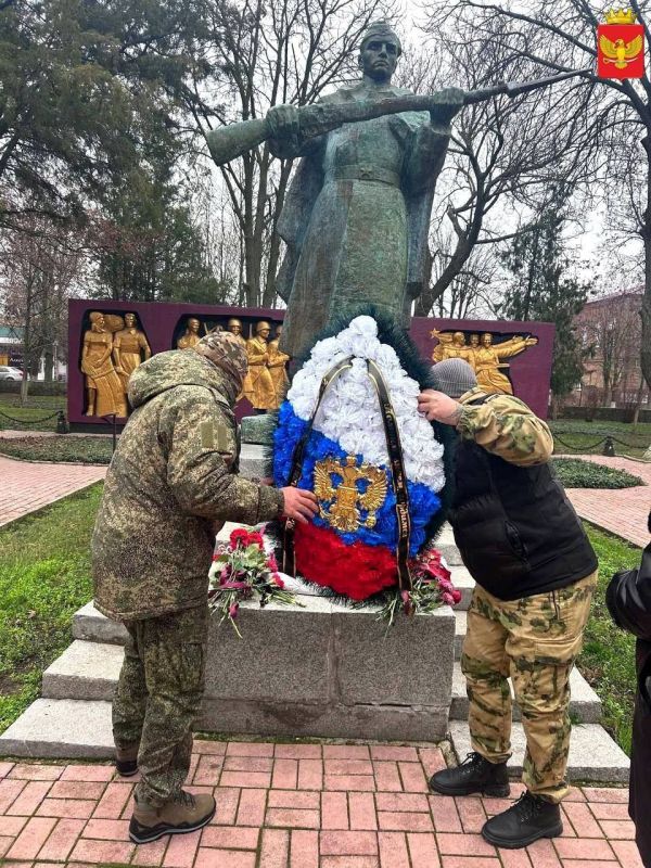 �������� ������..... 3 �������, � ���� ������������ �������, �� ������������ ��������� ������-�������� � ����������� ������ ��������� ��������� ������������� ������