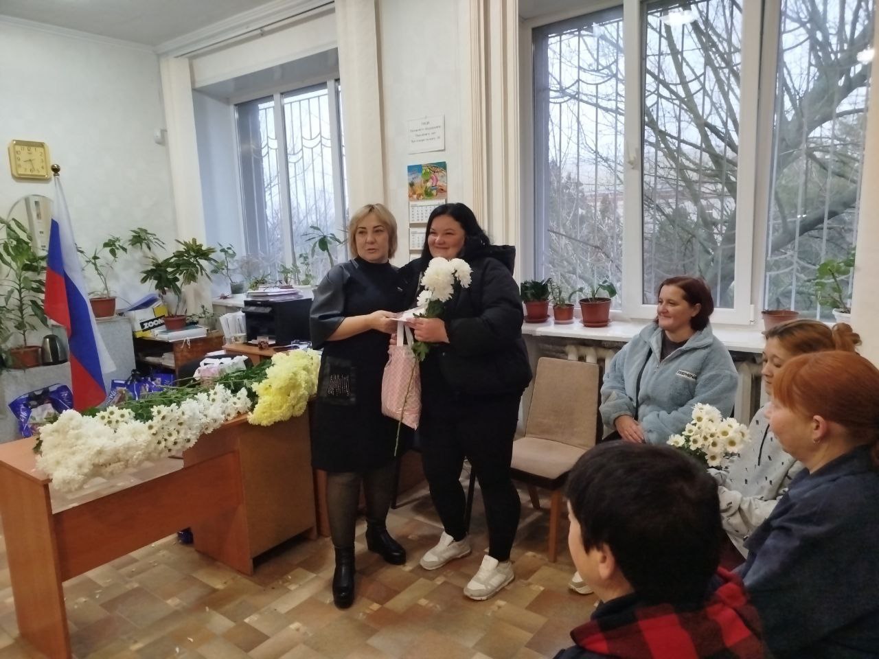 С теплом и уважением к многодетным матерям села Новгородковка в преддверии Дня матери С теплом и уважением к многодетным матерям села Новгородковка в преддверии Дня матери