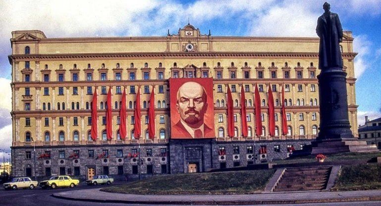 3 �������. 1564. ������ �������� �� ������