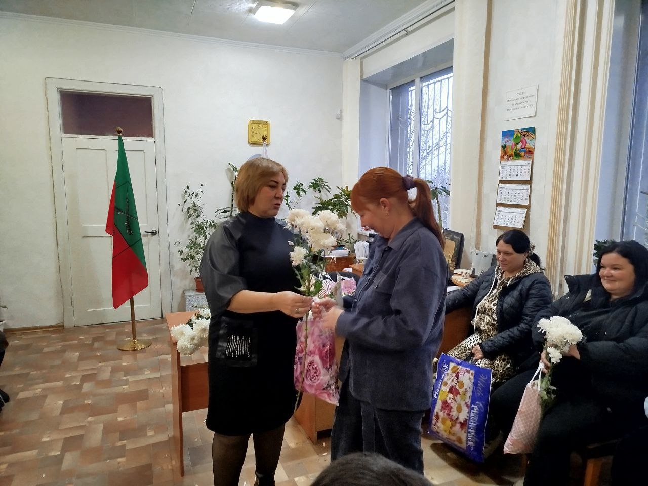 С теплом и уважением к многодетным матерям села Новгородковка в преддверии Дня матери С теплом и уважением к многодетным матерям села Новгородковка в преддверии Дня матери