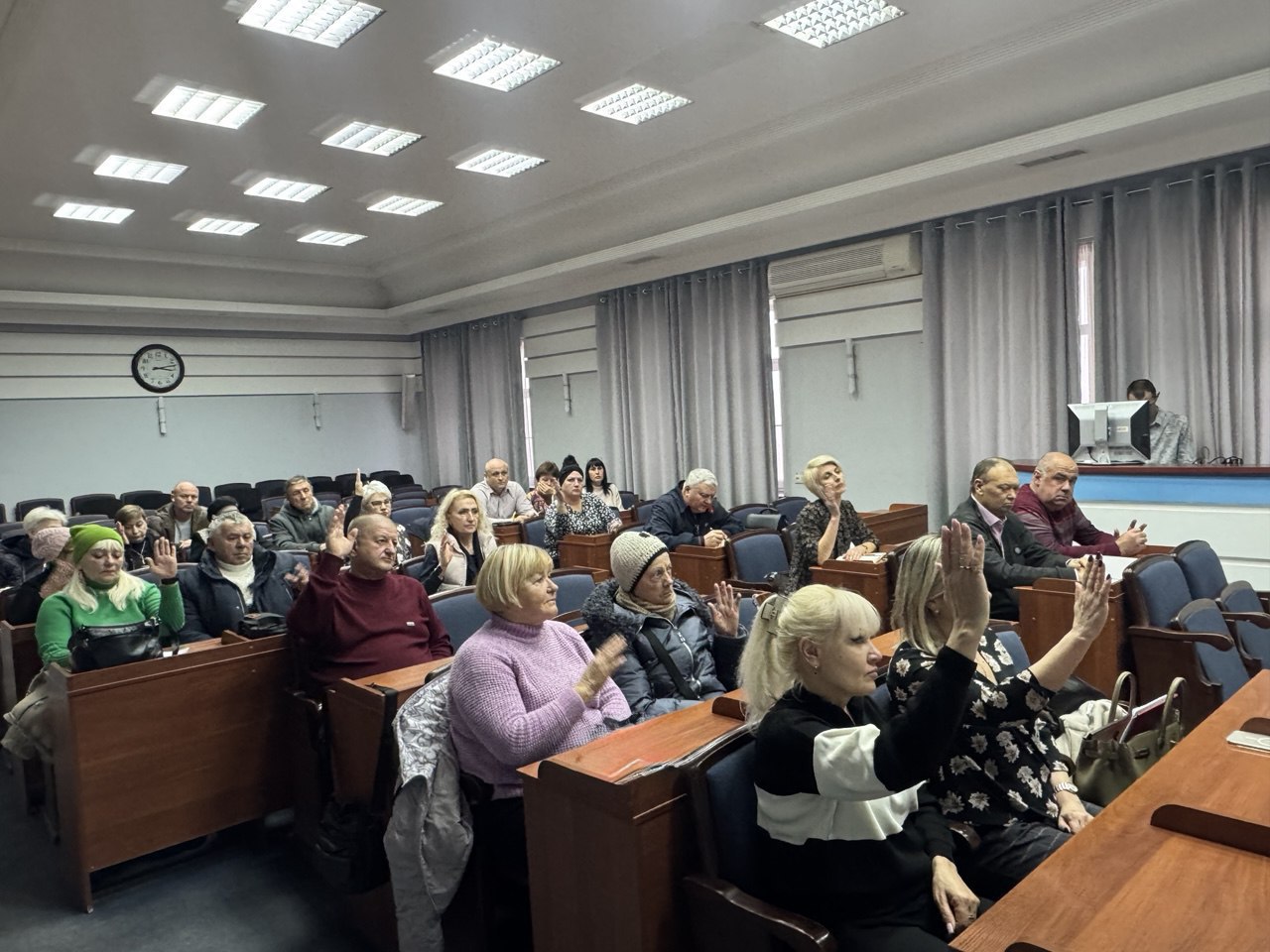 Даже при использовании автономного отопления, жильцы обязаны оплачивать расходы на общие нужды, связанные с отоплением в доме Даже при использовании автономного отопления, жильцы обязаны оплачивать расходы на общие нужды, связанные с отоплением в доме