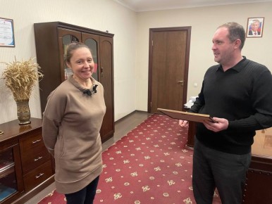 Глава Токмакского муниципального округа Александр Калмыков поздравил юристов с профессиональным праздником