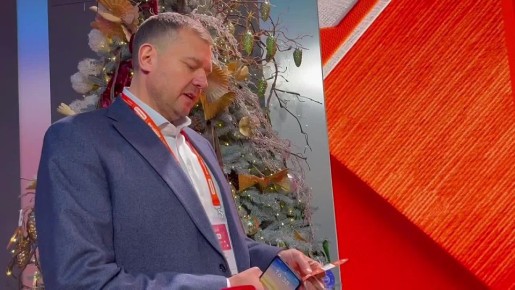 Евгений Балицкий: Посещая стенды Международной Премии форума #МЫВМЕСТЕ, принял участие во всероссийской благотворительной акции «Елка желаний»