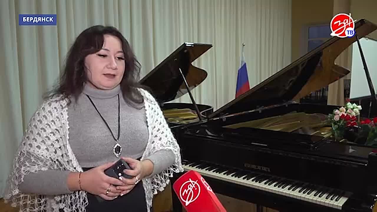 Детская музыкальная школа имени Веры Сазоновой дала праздничный концерт в честь 185-летия со дня рождения Петра Ильича Чайковского