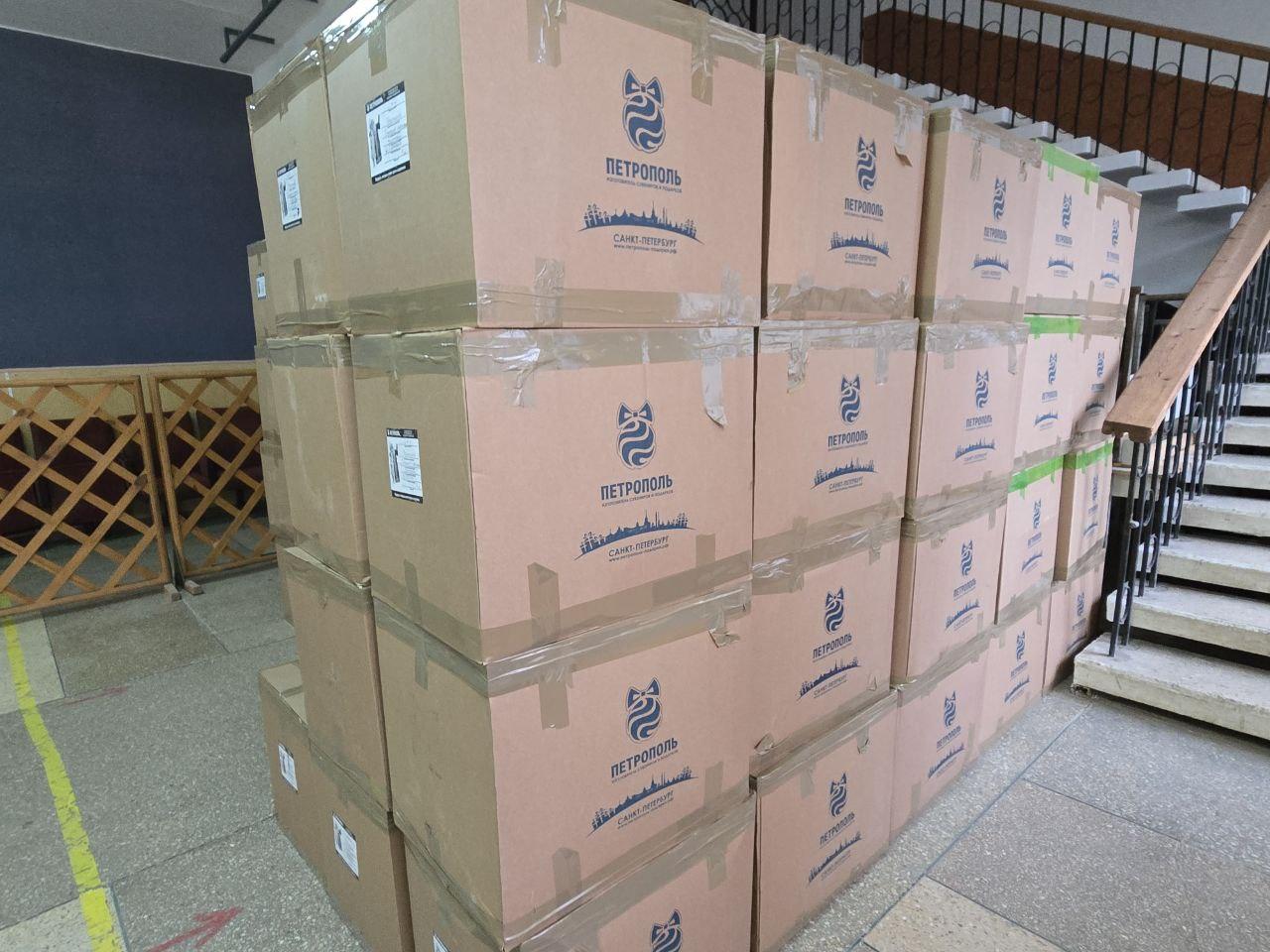 Юных жителей Приморского муниципалитета ждут подарки от мурманчан! Юных жителей Приморского муниципалитета ждут подарки от мурманчан!