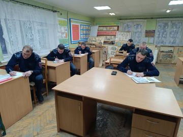 4  2025           ", ( )