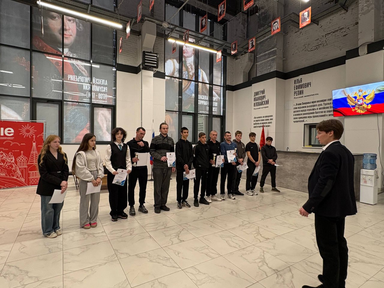 Шахматы — игра героев мысли! Шахматы — игра героев мысли!