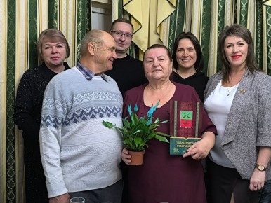 Когда сошлись, не думали, что там у кого есть… Вместе наживали!