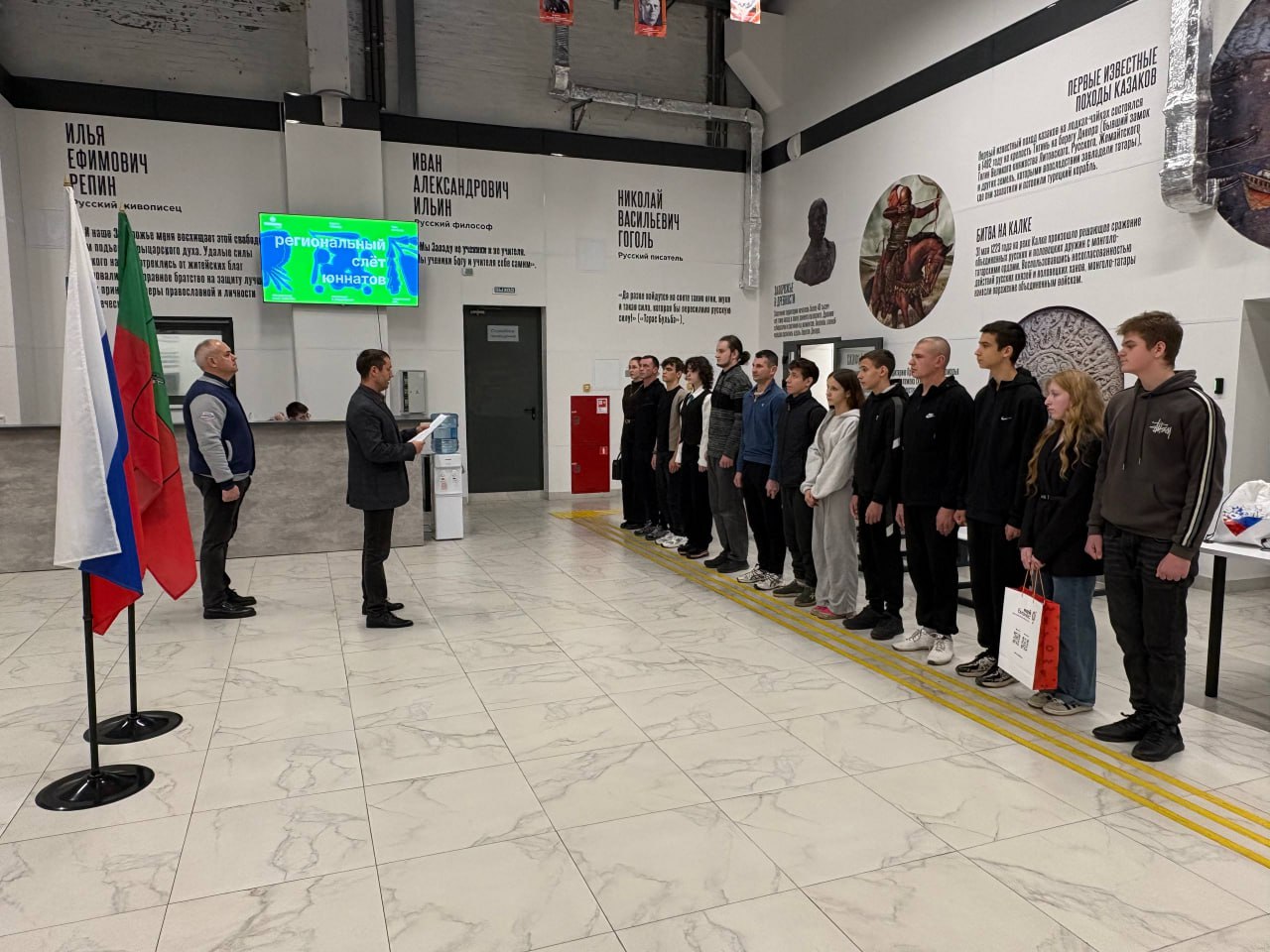 Шахматы — игра героев мысли! Шахматы — игра героев мысли!