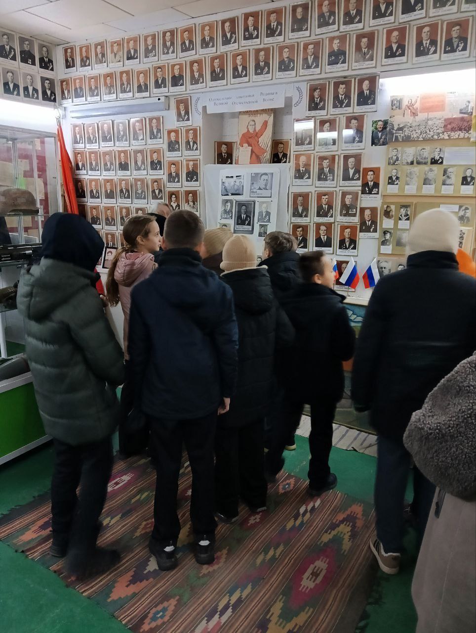 Первые посетители побывали на экскурсии «Наши герои» Первые посетители побывали на экскурсии «Наши герои»