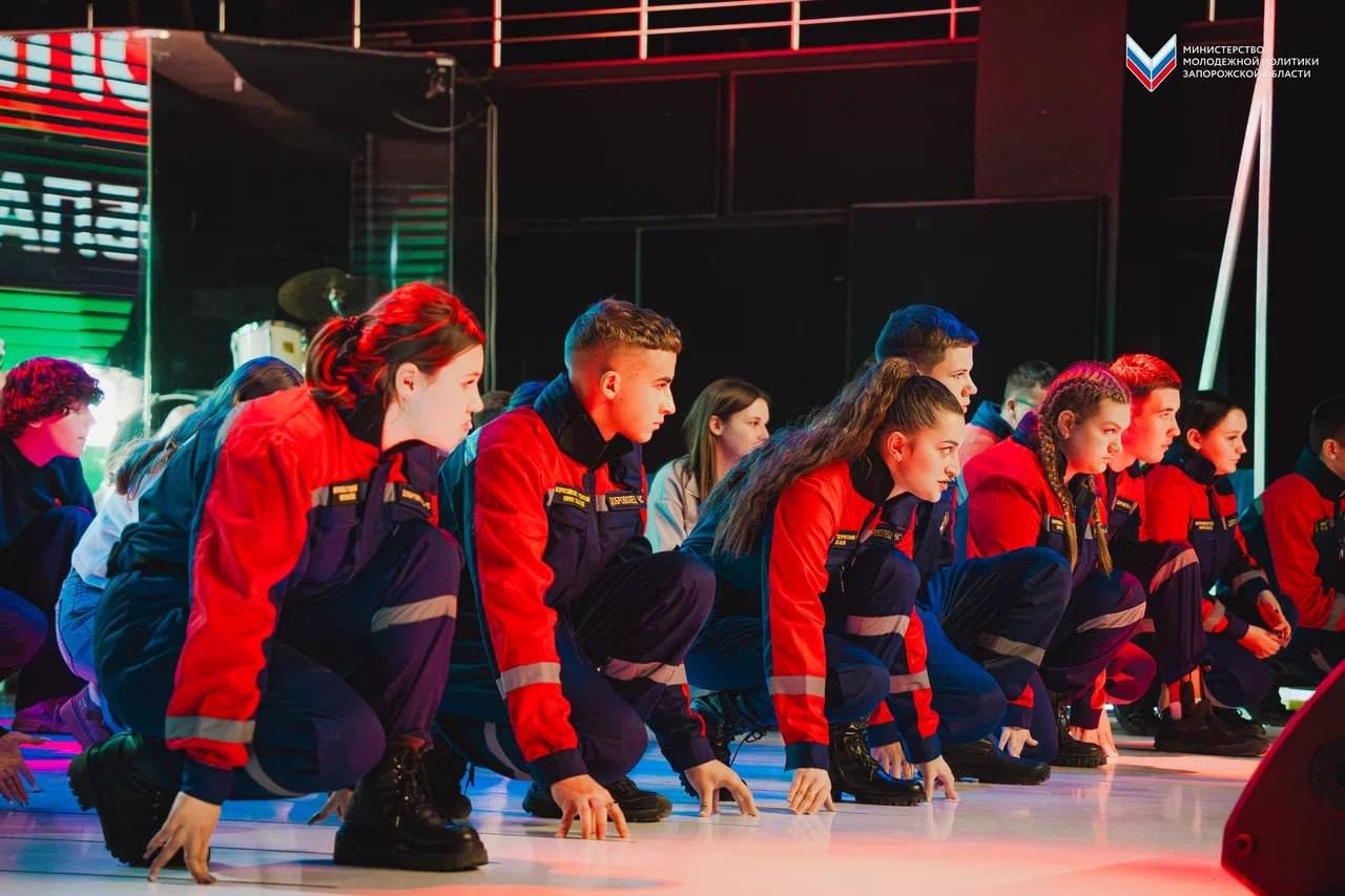 Танцевальный флешмоб, посвящённый Дню добровольца прошёл в Мелитополе Танцевальный флешмоб, посвящённый Дню добровольца прошёл в Мелитополе