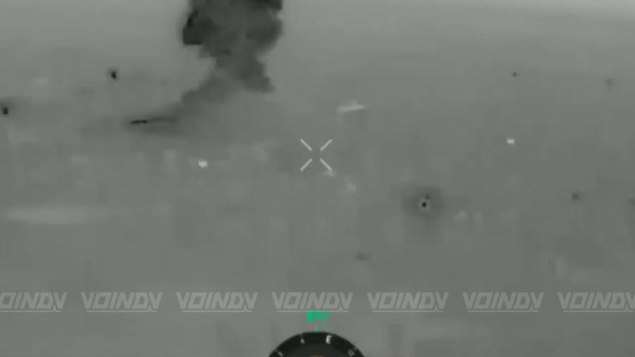 Бомберы 11 гвардейской армии ВВС и ПВО группировки войск "Восток" продолжают сносить бетонную застройку Гуляйполя, превращенную противником в сеть крепостей