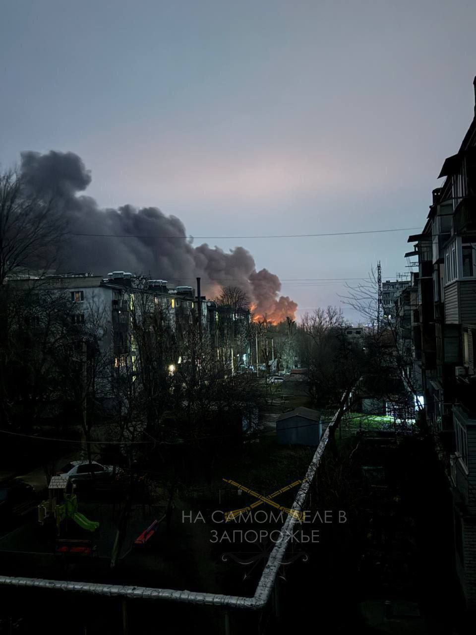 Сегодня ночью российские войска нанесли массированный удар по Криворожской ТЭЦ Сегодня ночью российские войска нанесли массированный удар по Криворожской ТЭЦ