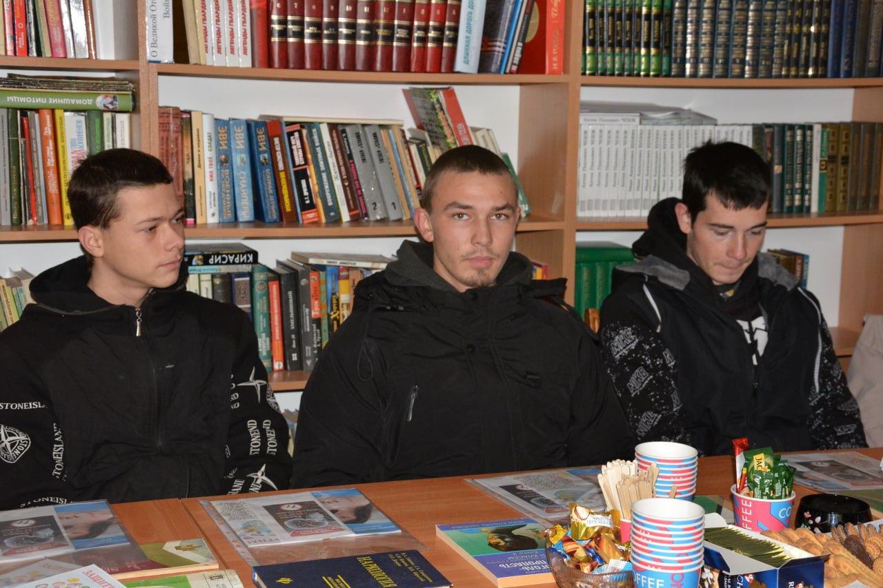 Диалог о безопасности и будущем Диалог о безопасности и будущем