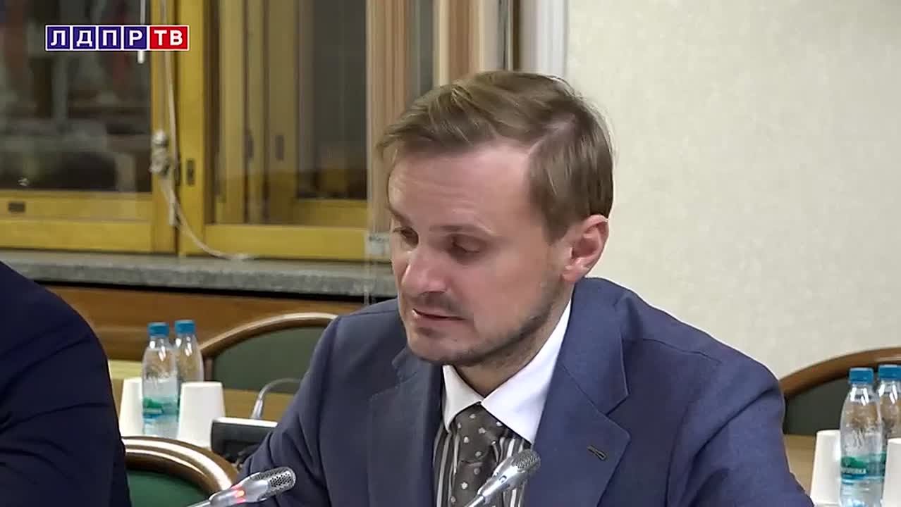 Проведено первое заседание Комиссии по миграционной политике Центра развития законодательства