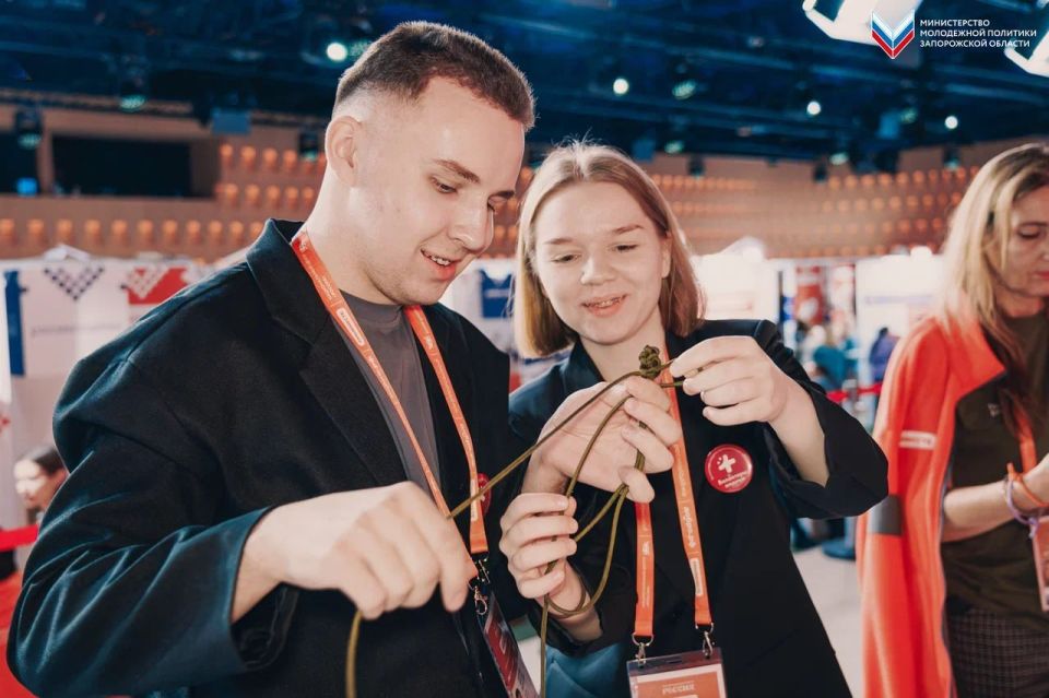 В рамках Международного форума гражданского участия #МЫВМЕСТЕ добровольцы Запорожской области провели мастер-класс В рамках Международного форума гражданского участия #МЫВМЕСТЕ добровольцы Запорожской области провели мастер-класс