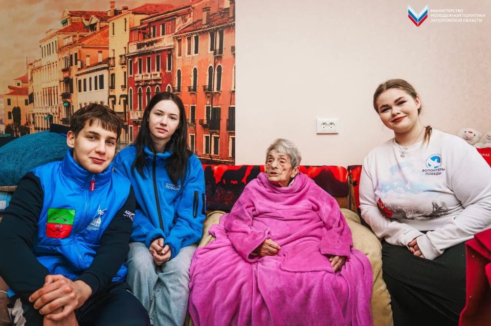 «Волонтёры Победы» навестили ветерана ВОВ