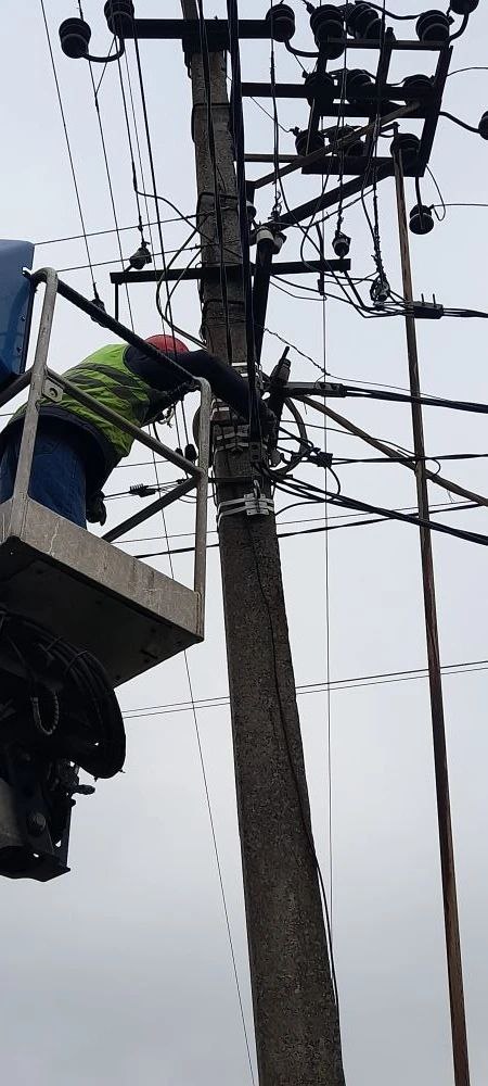 Обновление уличного освещения в селе Осипенко Обновление уличного освещения в селе Осипенко