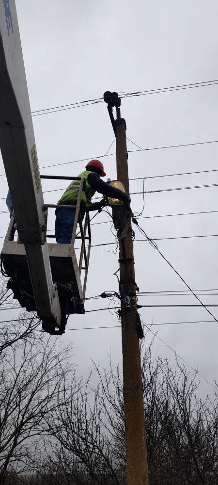 Обновление уличного освещения в селе Осипенко Обновление уличного освещения в селе Осипенко