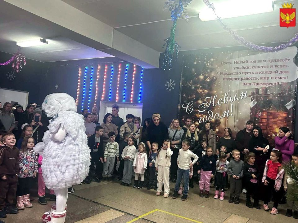 Праздник к нам приходит: северяне поздравляют детей подшефного муниципалитета с наступающим Новым годом!