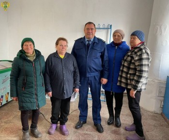 Прокурор Михайловского района Аркадий Волчков провел выездной прием граждан в селах Нововладимировка и Волковка