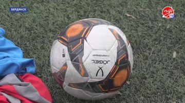 В Бердянске завершился футбольный поединок за кубок города