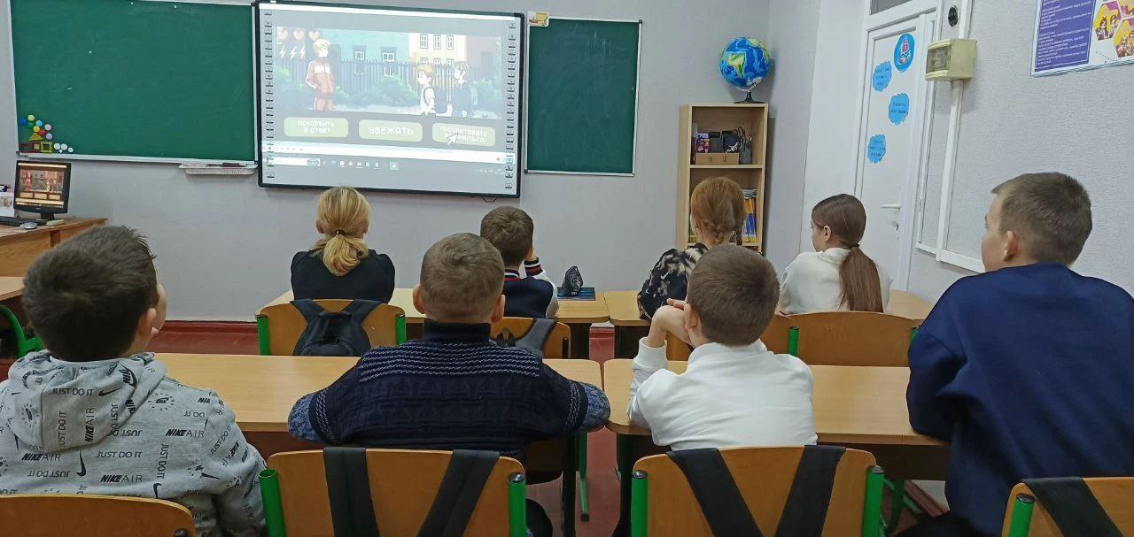 В ГБУ ОО ЗО "Розовская СОШ №1" Куйбышевского муниципального округа прошли мероприятия, приуроченные ко Дню Героев Отечества В ГБУ ОО ЗО "Розовская СОШ №1" Куйбышевского муниципального округа прошли мероприятия, приуроченные ко Дню Героев Отечества