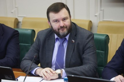  :            1052810-8       ,      ...