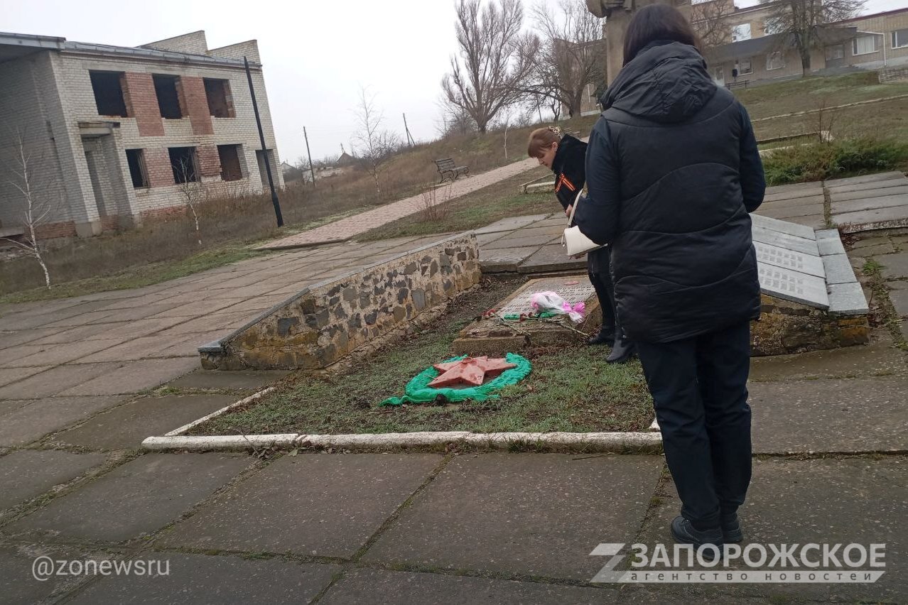 В Куйбышевском районе почтили память Героев Отечества В Куйбышевском районе почтили память Героев Отечества