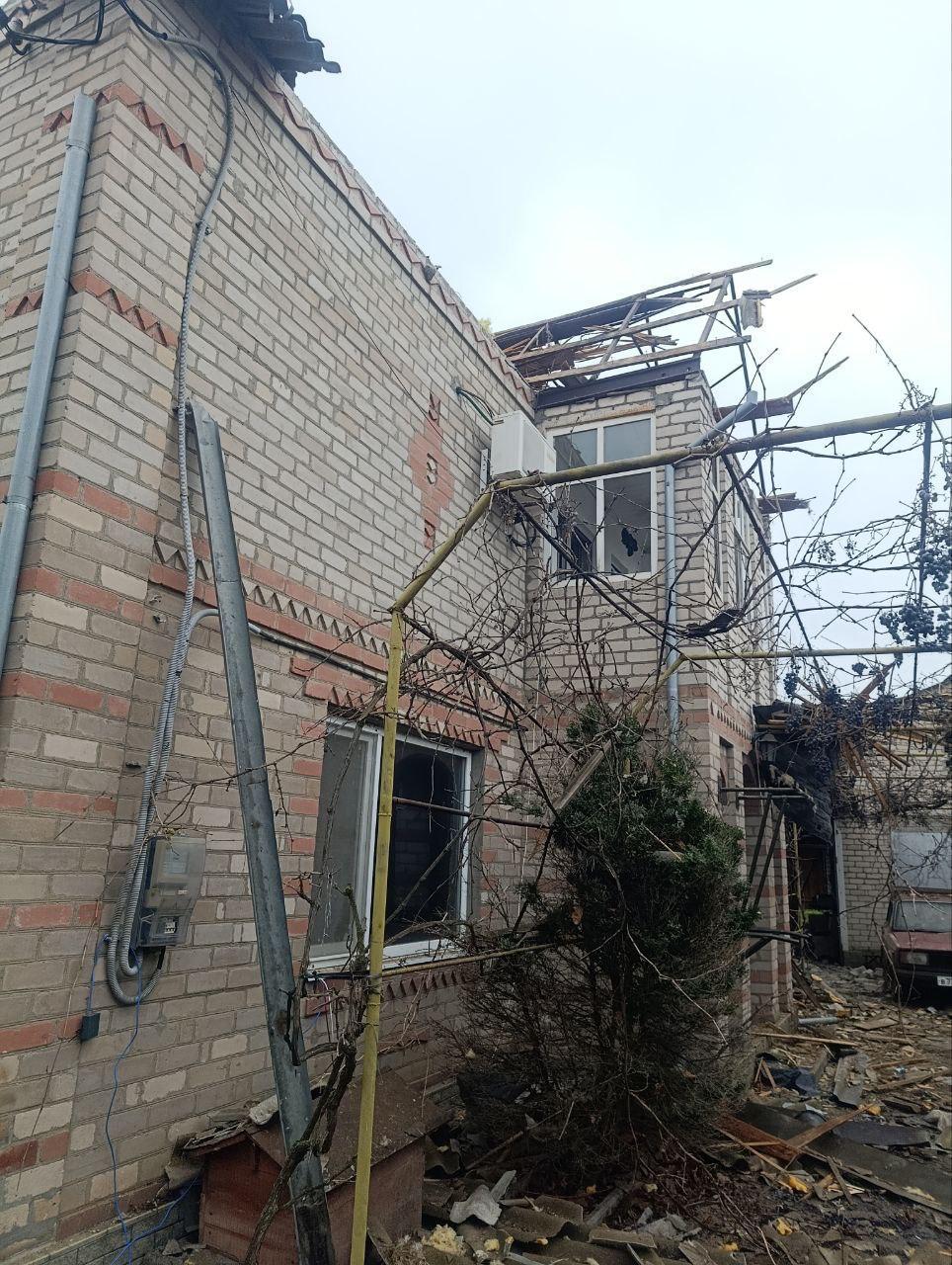 Дроны атаковали частный сектор в Васильевке