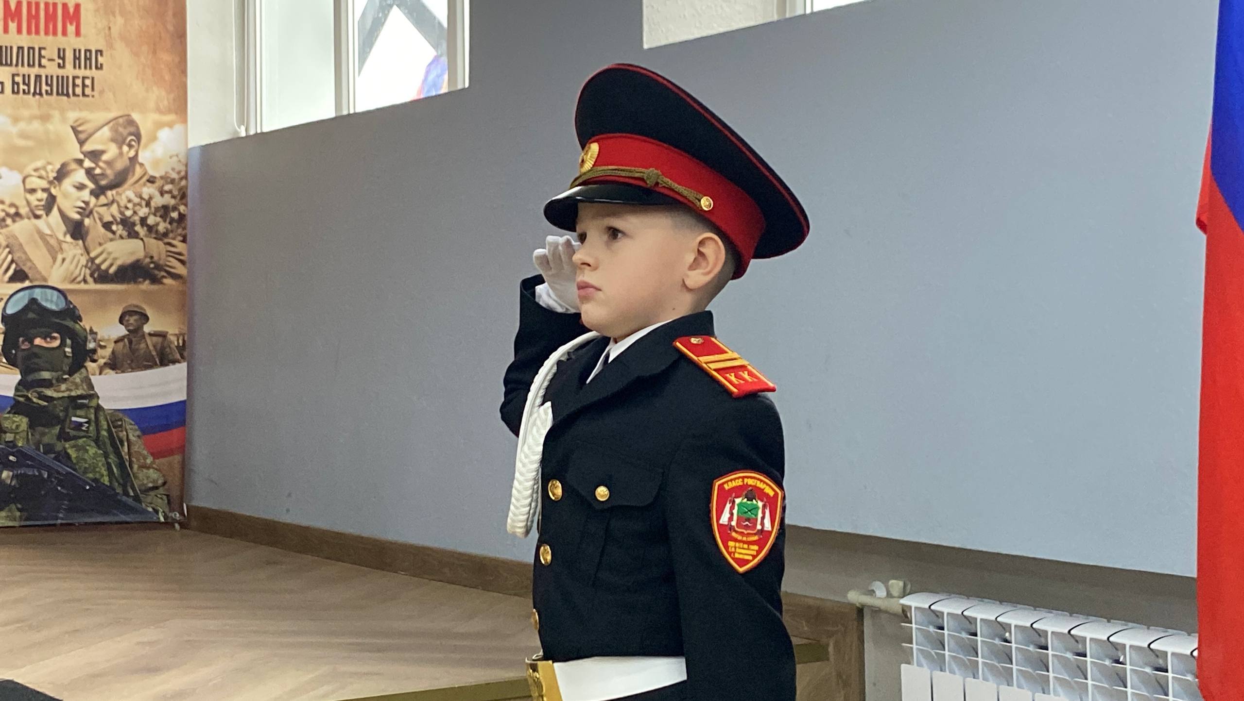 Закрытие Года защитника Отечества в школе №15 имени графа Е. Ф. Комаровского Закрытие Года защитника Отечества в школе №15 имени графа Е. Ф. Комаровского