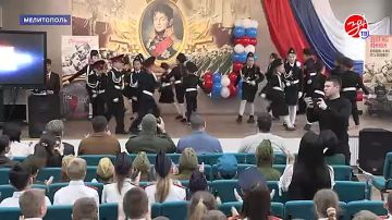 В Мелитопольской школе №15 имени Графа Комаровского распахнул свои двери музей воинской доблести и славы