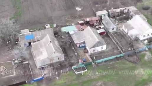 #от_подписчиков. БИТВА ЗА ГУЛЯЙПОЛЕ Расчёт Д-30 и операторы БЛА 60 отдельной мотострелковой бригады 5 армии группировки войск "Восток" очищают дома Гуляйполя от подразделений противника, облегчая тяжёлый ратный труд...